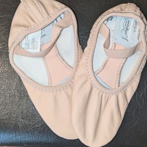 Girls ballet shoes size 3